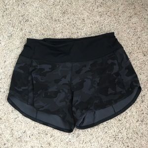 Lululemon Camo Speed Up Shorts size 4
